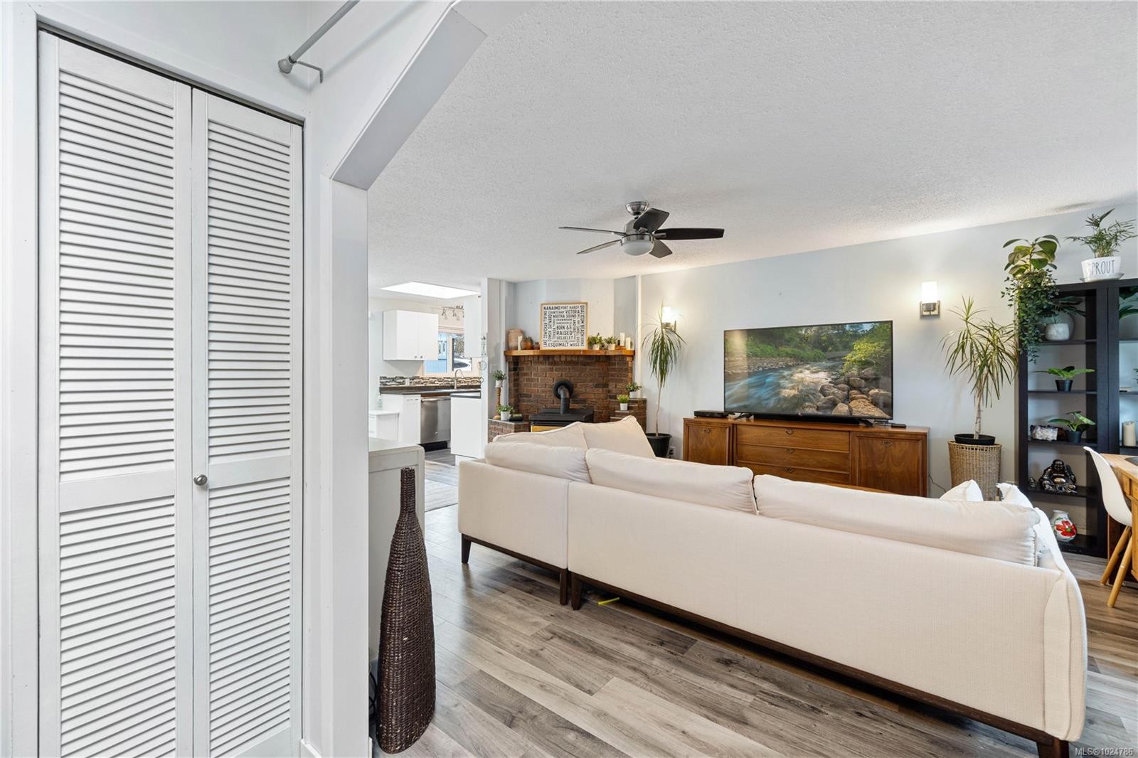 









260


Pym

St South,
Parksville,




BC
V9P 1G7

