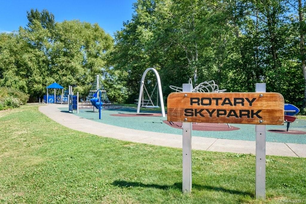 









119


20th

St, 14,
Courtenay,




BC
V9N 8B1

