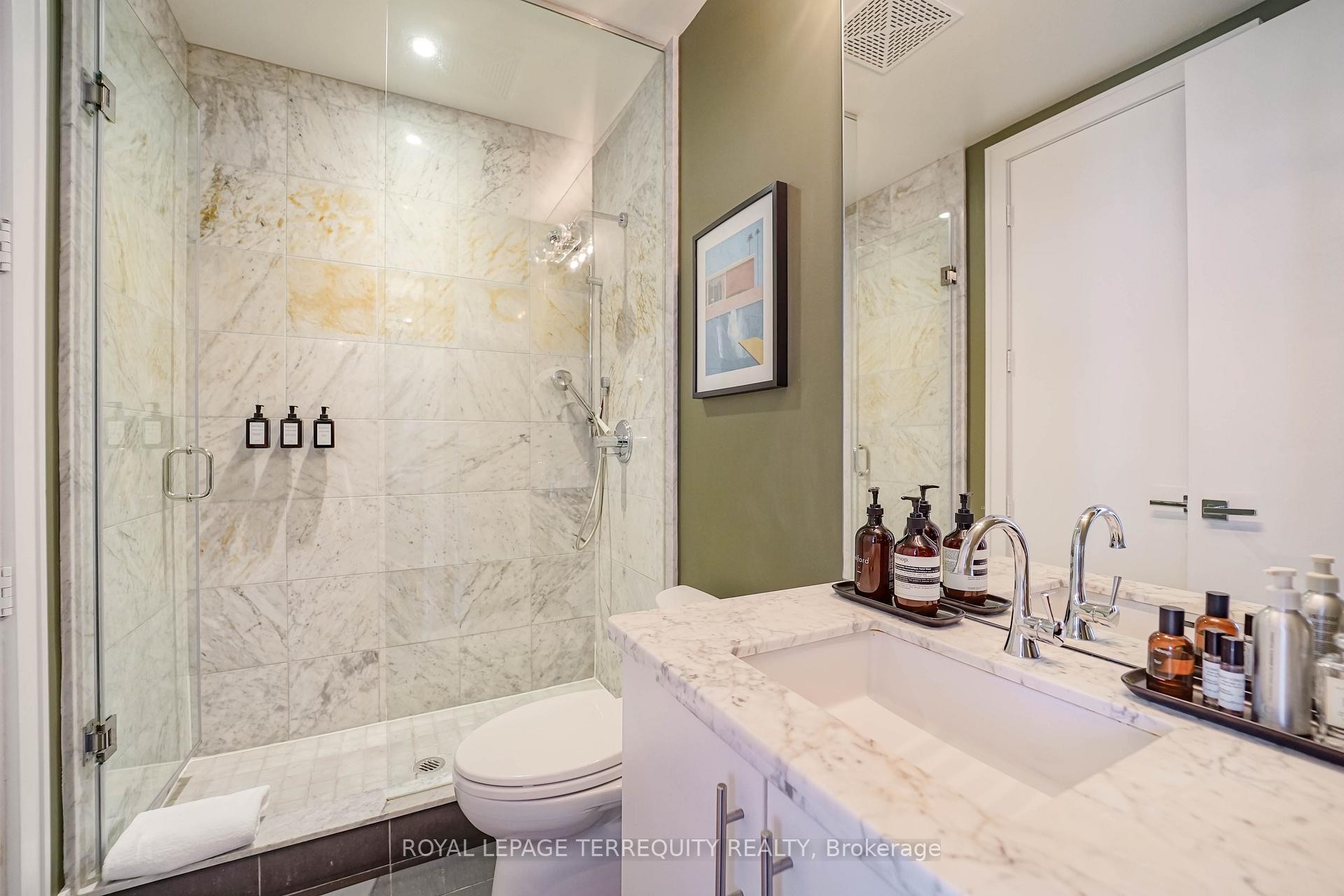 









29


Queens Quay

N/A East, 410,
Toronto,




ON
M5E 0A4

