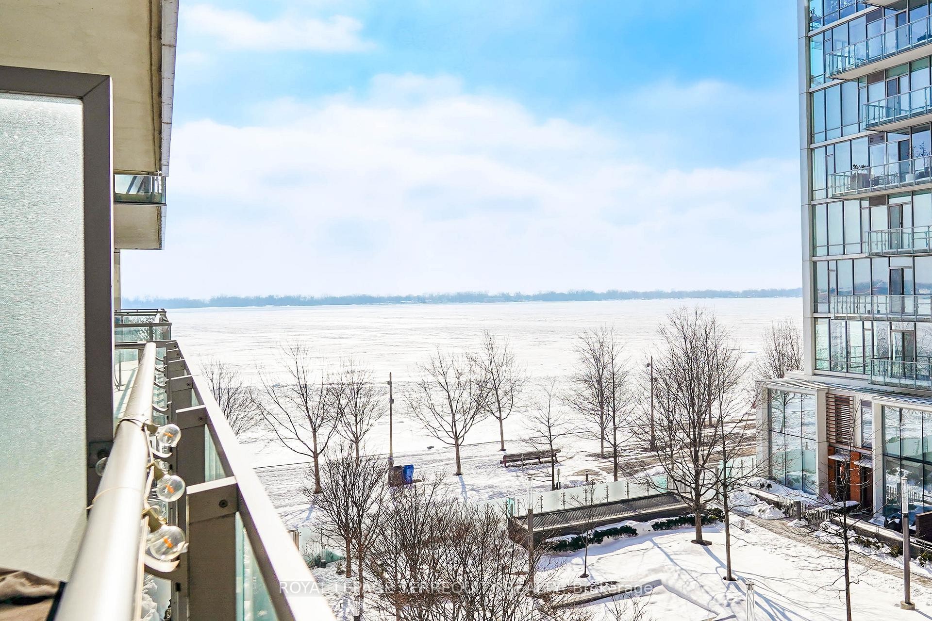 









29


Queens Quay

N/A East, 410,
Toronto,




ON
M5E 0A4

