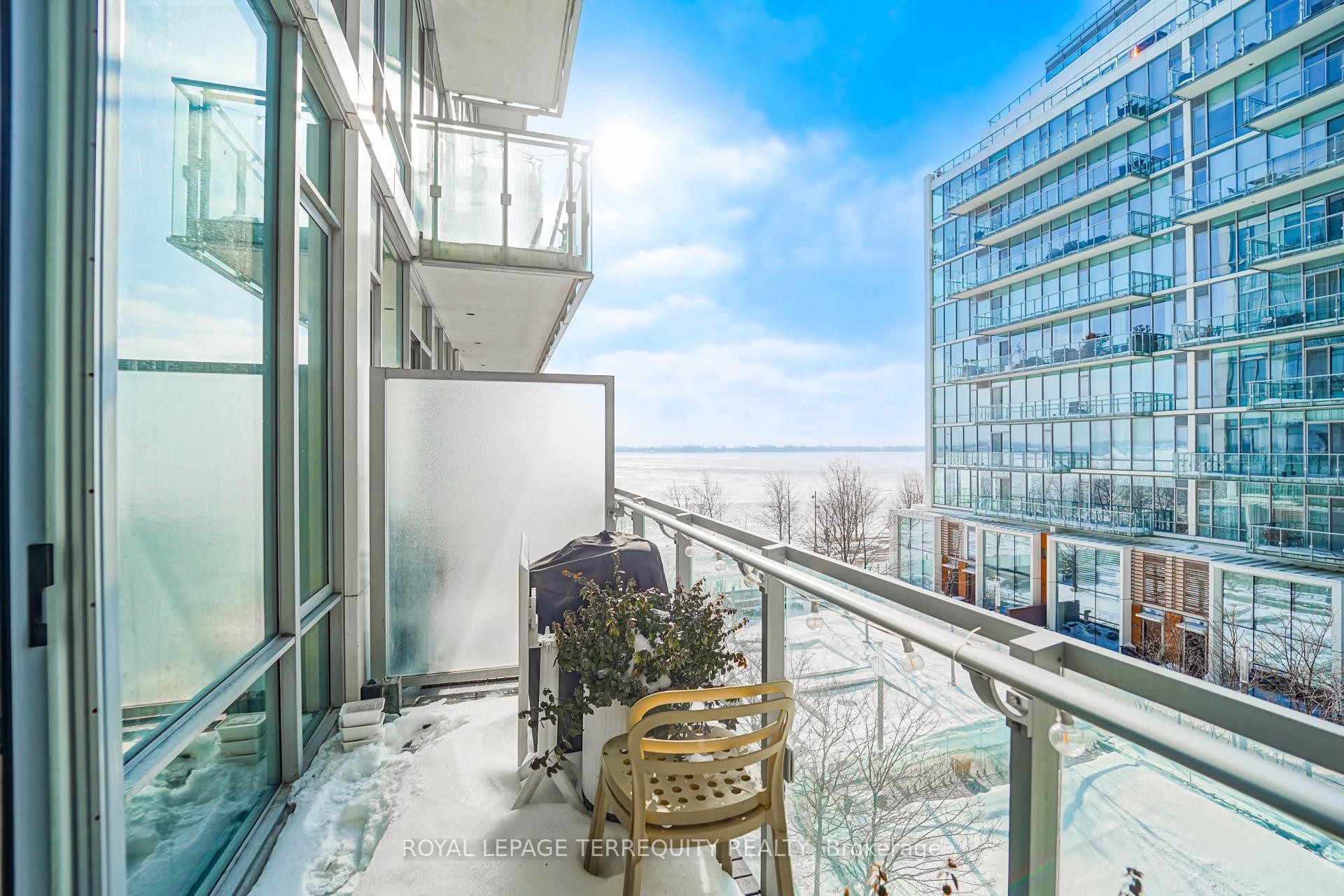 









29


Queens Quay

N/A East, 410,
Toronto,




ON
M5E 0A4

