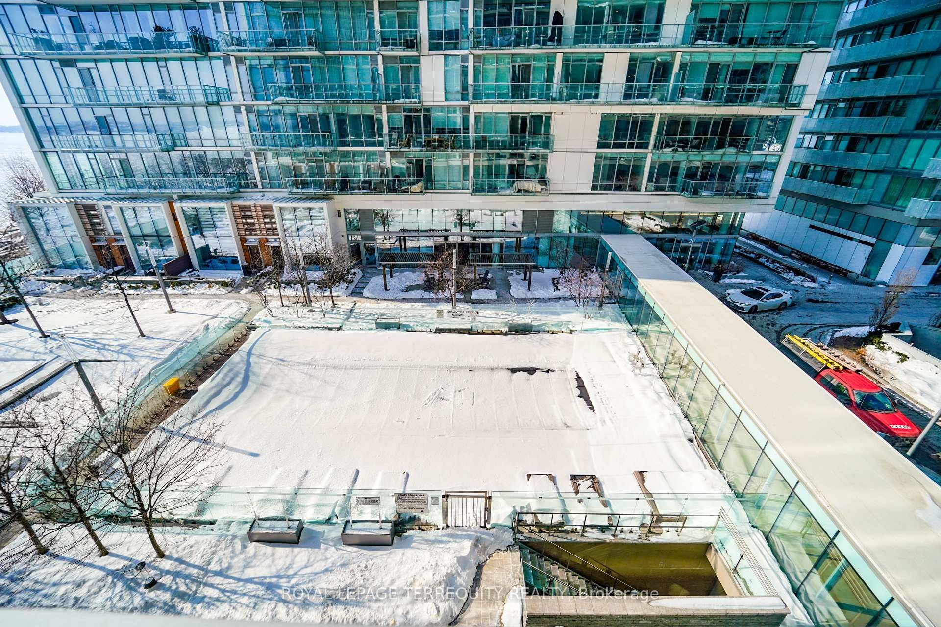 









29


Queens Quay

N/A East, 410,
Toronto,




ON
M5E 0A4

