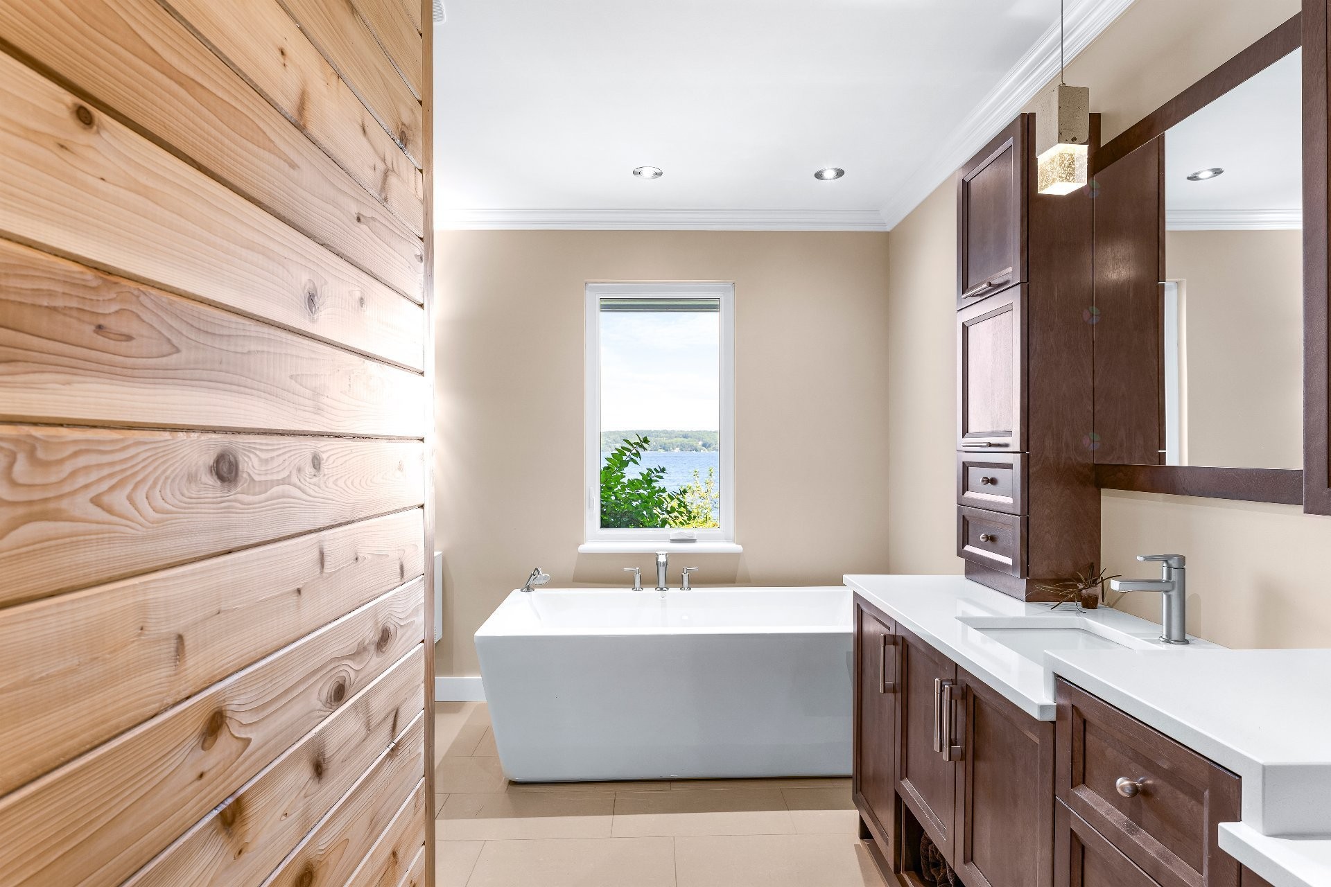 









916


Ch. Viens

,
Magog,




QC
J1X7T1

