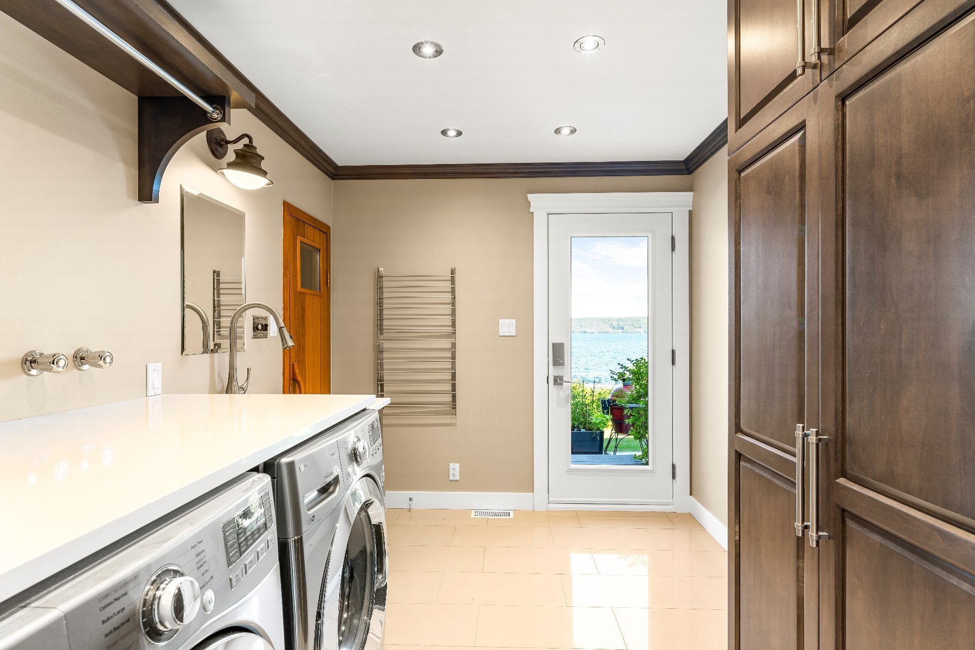 









916


Ch. Viens

,
Magog,




QC
J1X7T1

