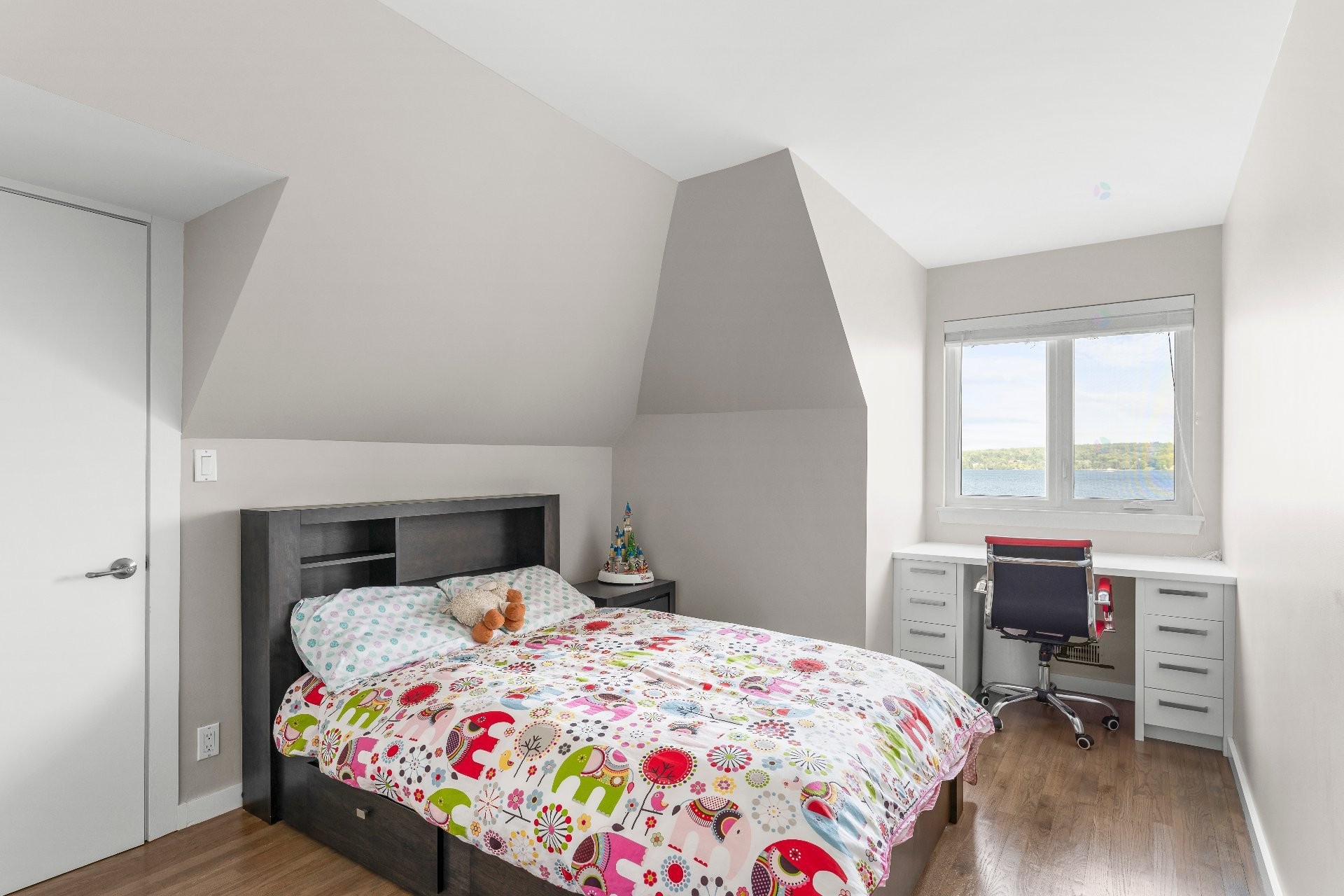 









916


Ch. Viens

,
Magog,




QC
J1X7T1

