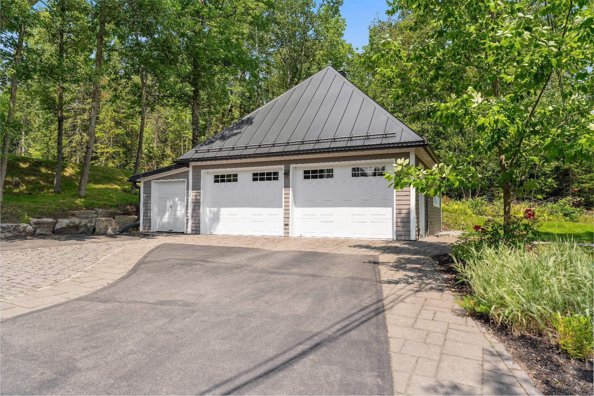 









916


Ch. Viens

,
Magog,




QC
J1X7T1

