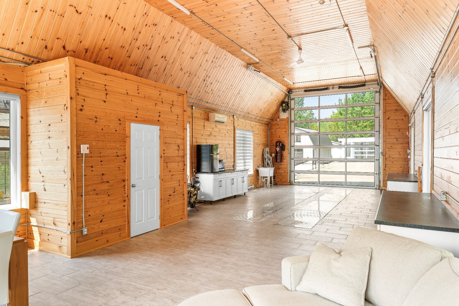 









916


Ch. Viens

,
Magog,




QC
J1X7T1

