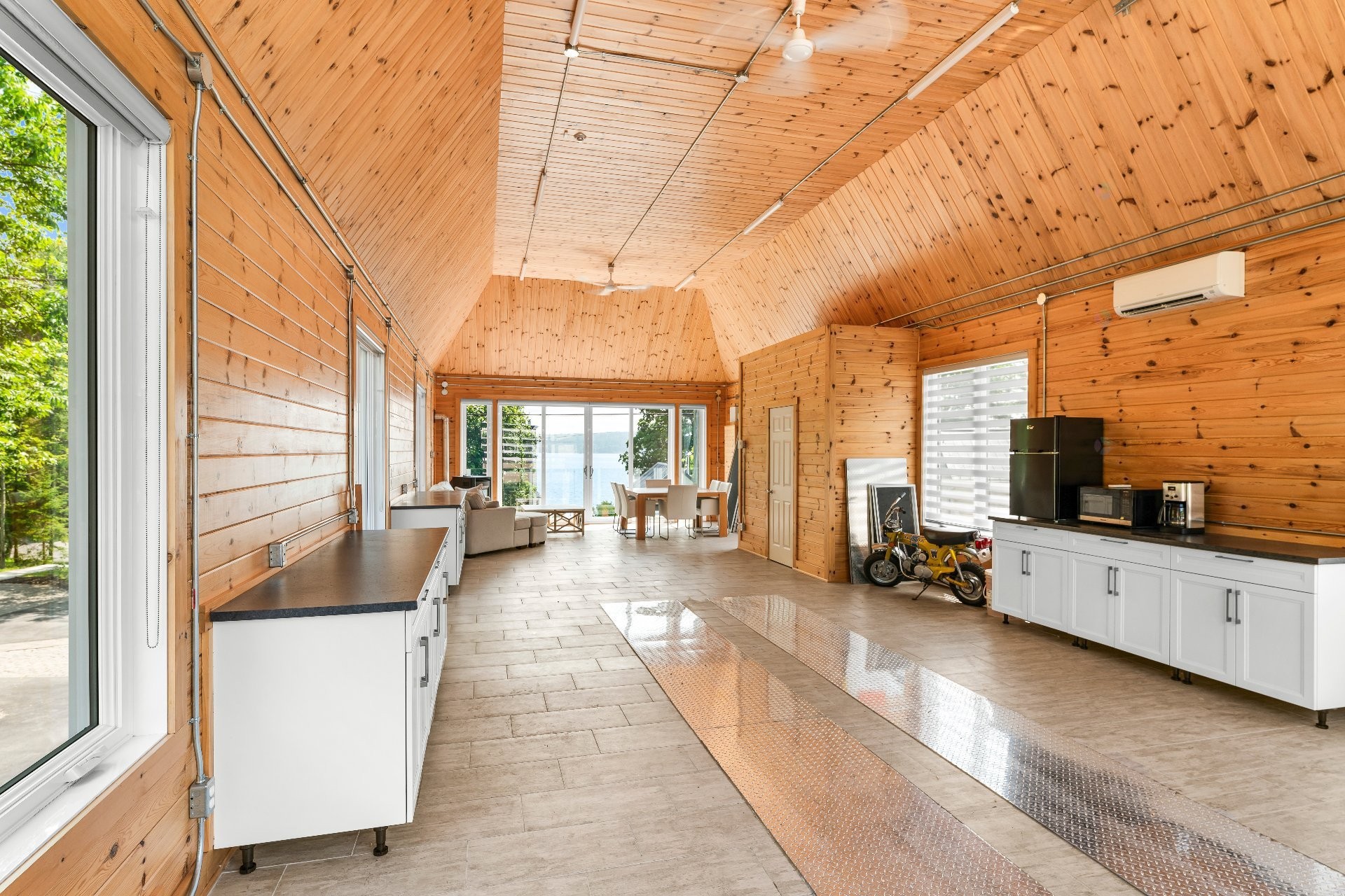 









916


Ch. Viens

,
Magog,




QC
J1X7T1

