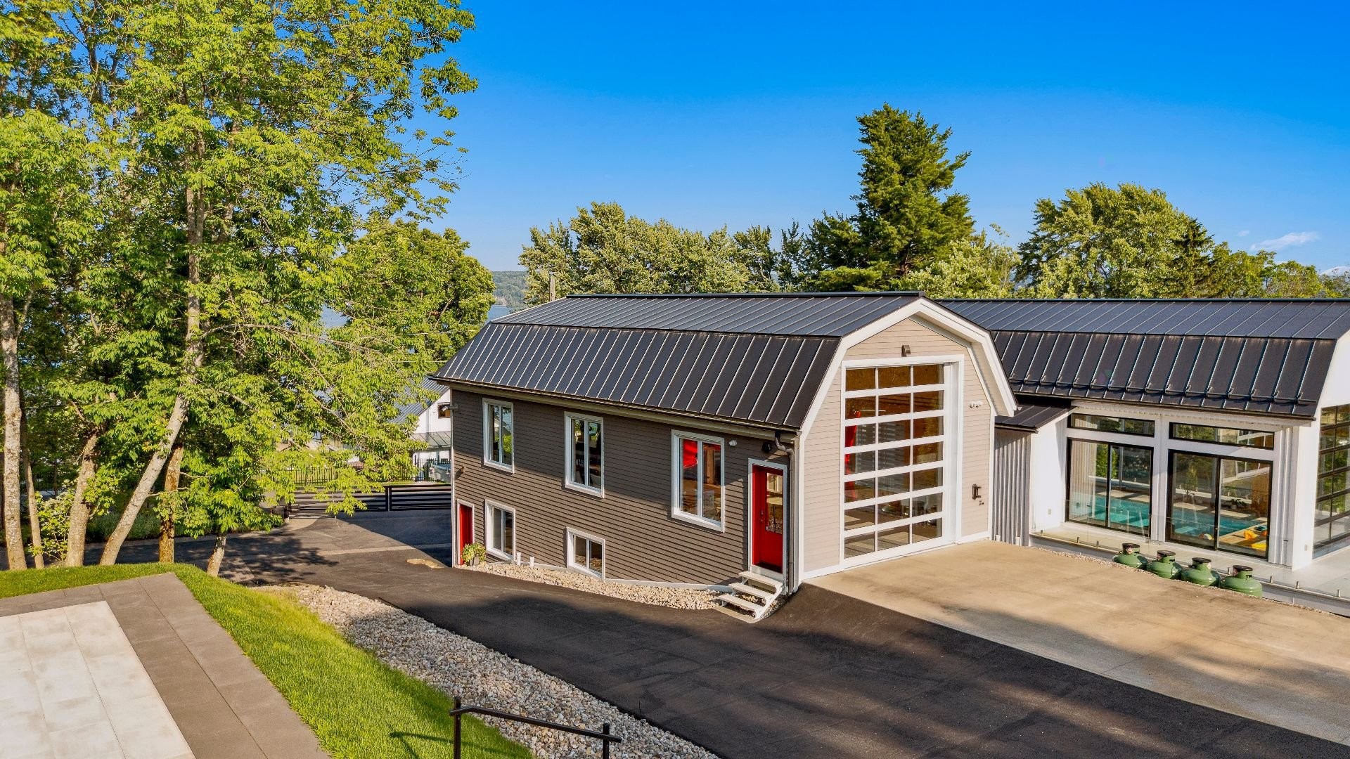 









916


Ch. Viens

,
Magog,




QC
J1X7T1

