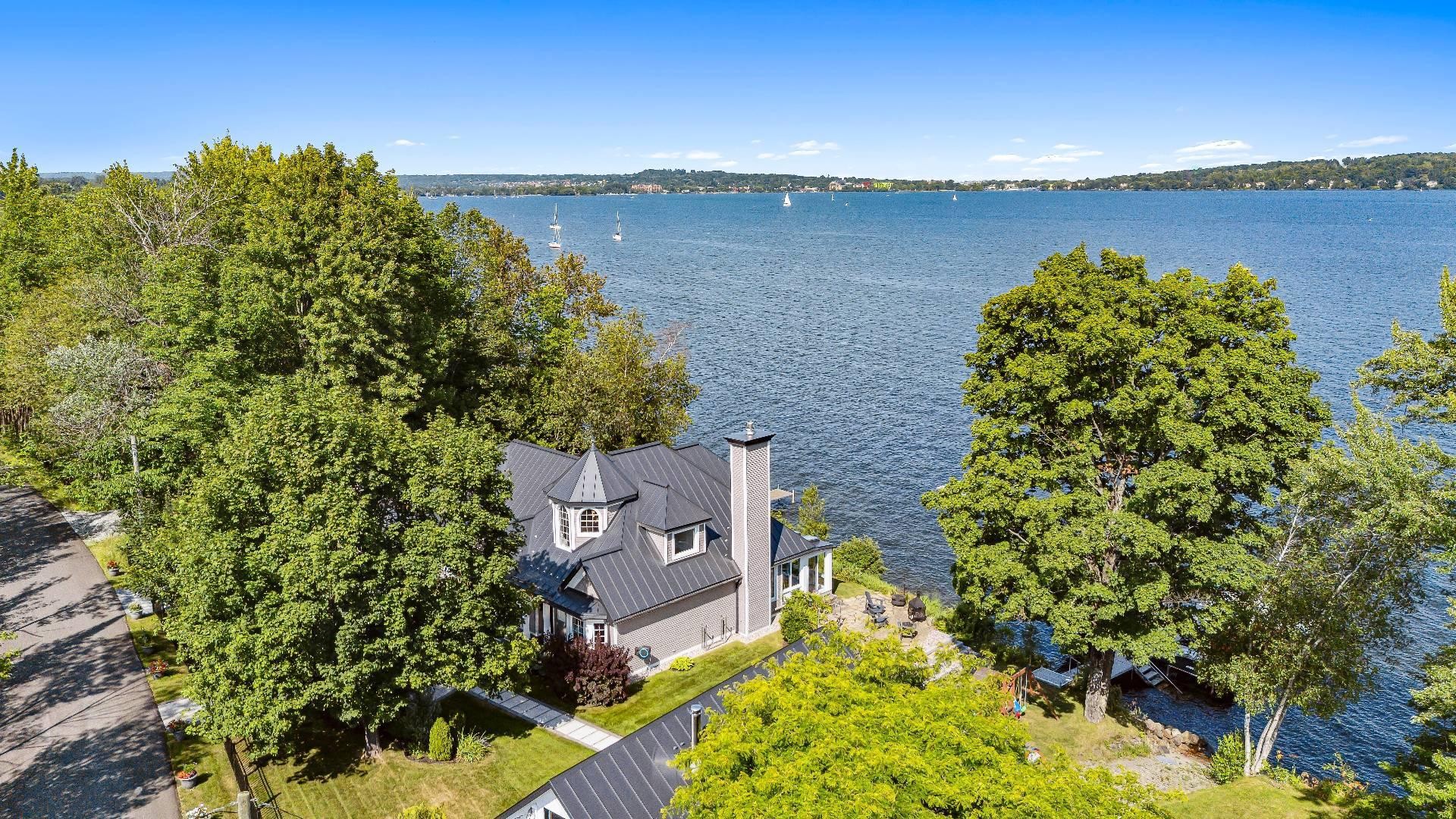 









916


Ch. Viens

,
Magog,




QC
J1X7T1

