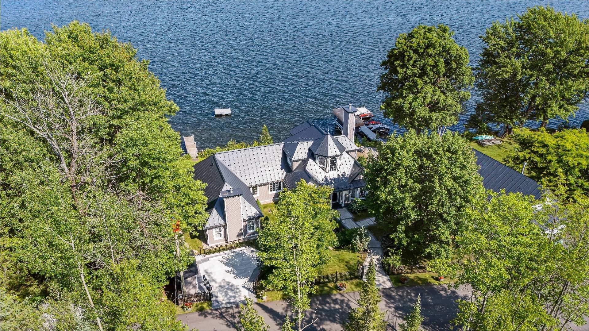 









916


Ch. Viens

,
Magog,




QC
J1X7T1

