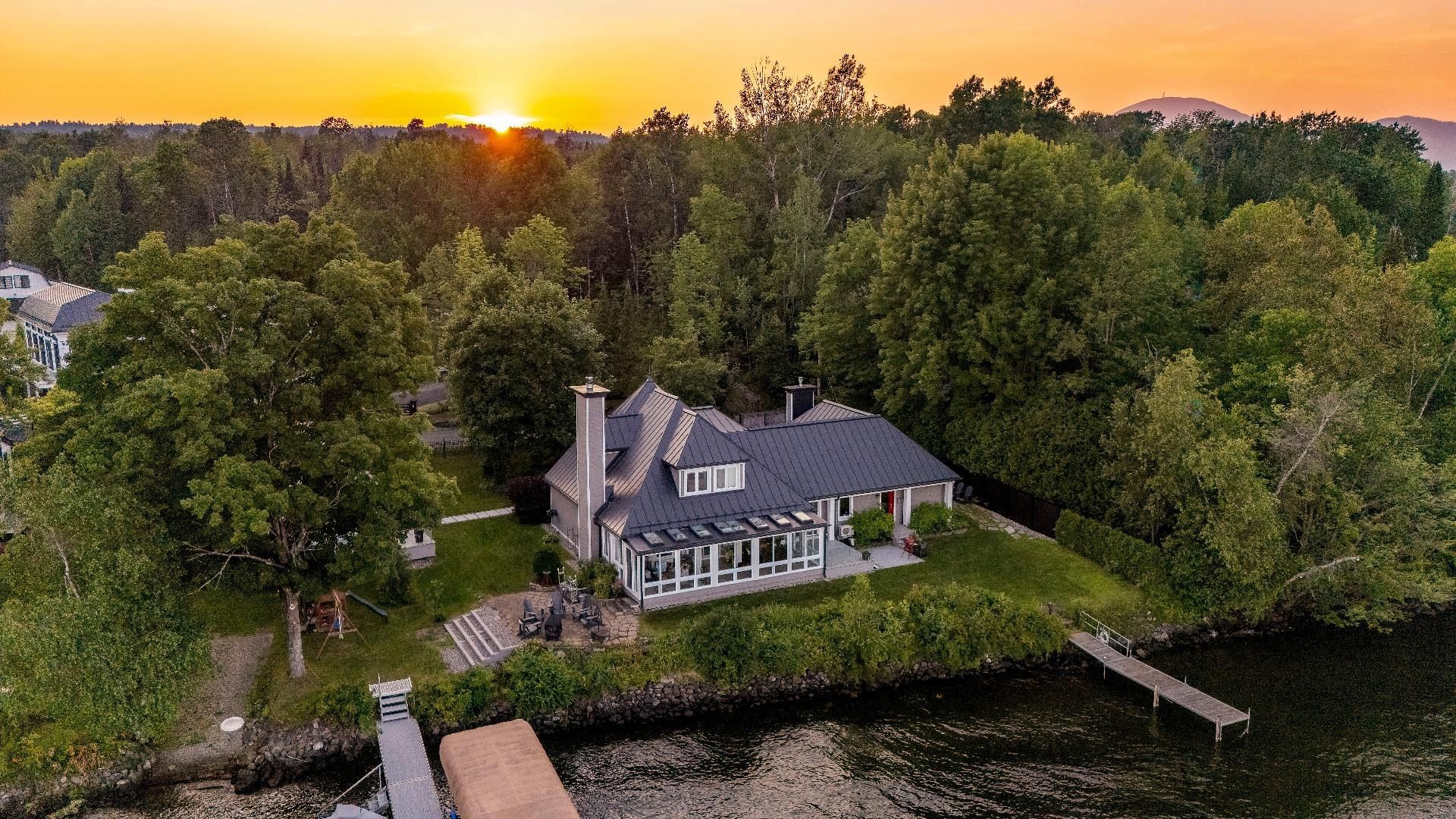 









916


Ch. Viens

,
Magog,




QC
J1X7T1

