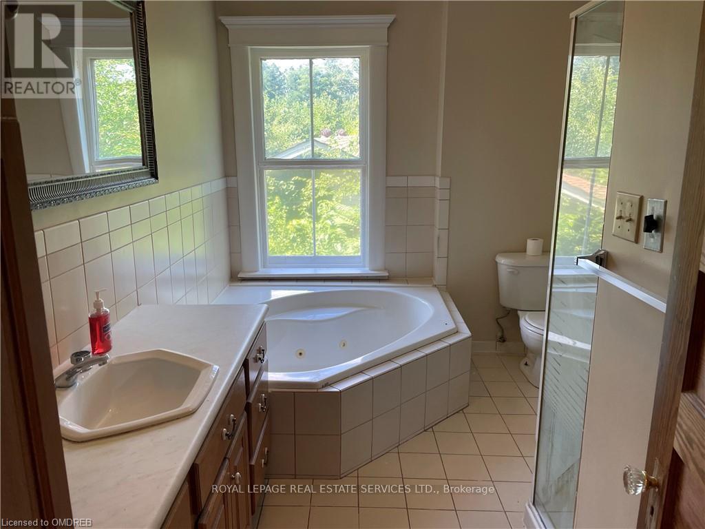 












496 WALKER'S LINE

,
Burlington,




Ontario
L7N2E2

