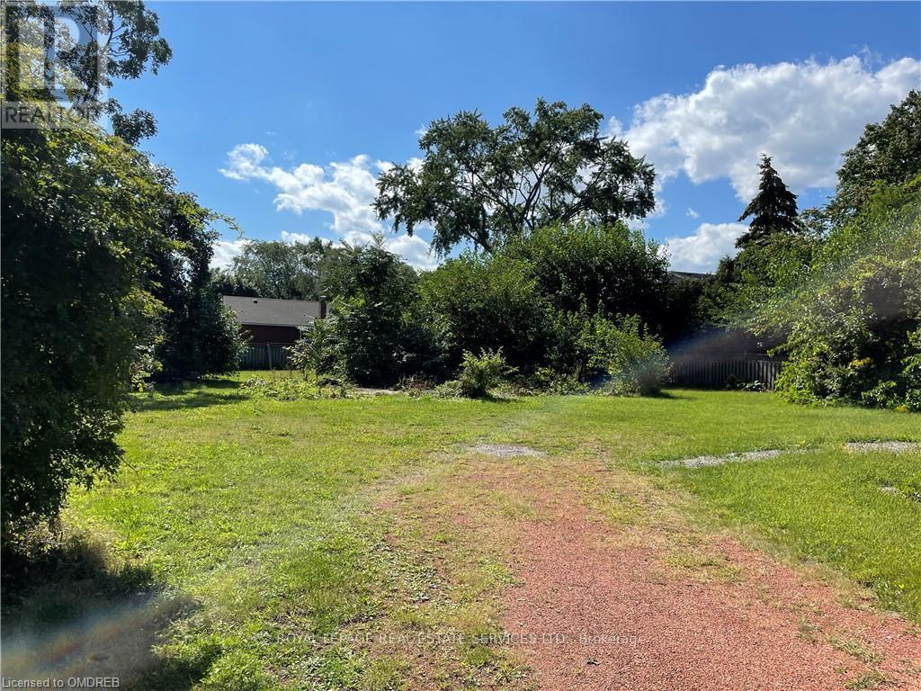 












496 WALKER'S LINE

,
Burlington,




Ontario
L7N2E2

