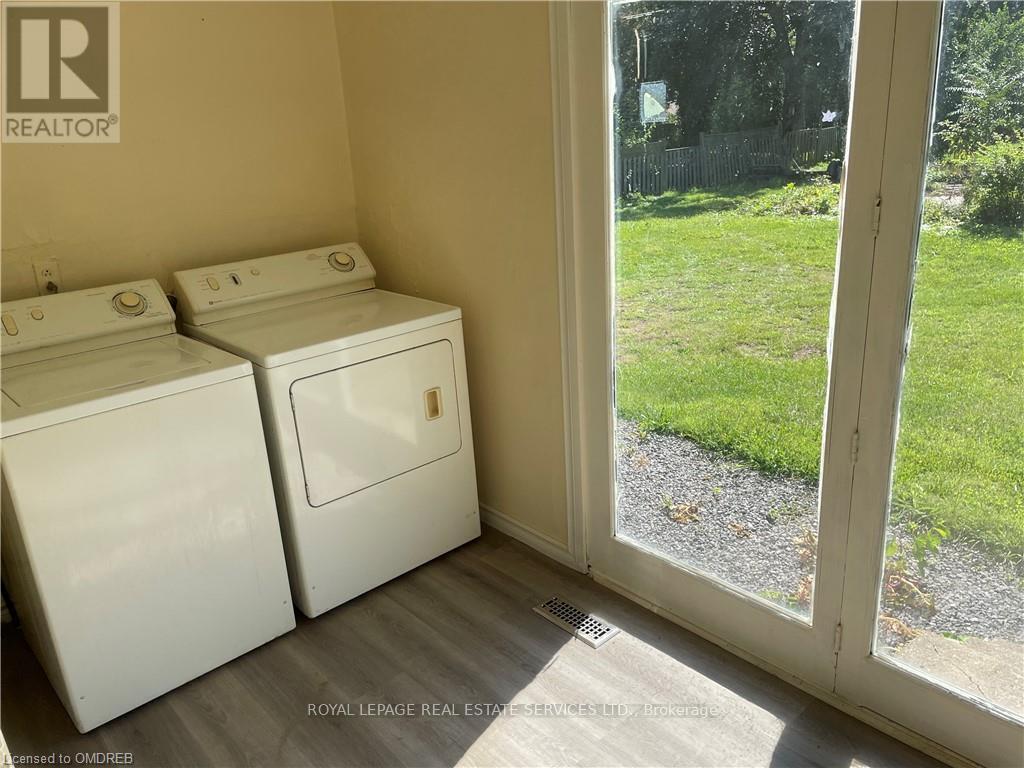 












496 WALKER'S LINE

,
Burlington,




Ontario
L7N2E2

