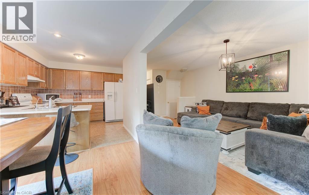 












916 VERONICA Court

,
Kitchener,




Ontario
N2A4G4

