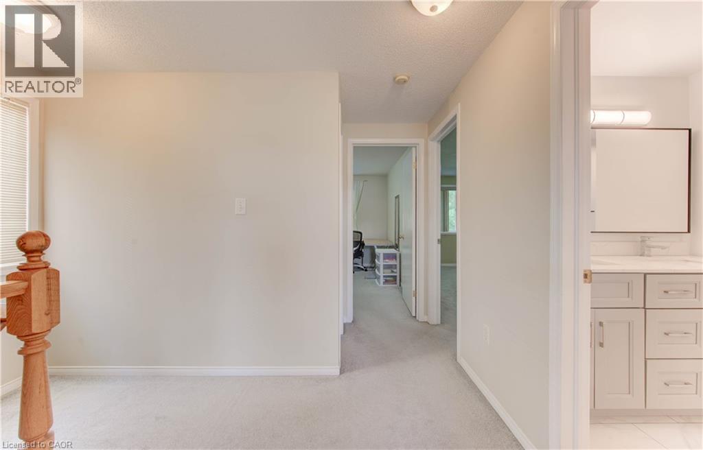 












916 VERONICA Court

,
Kitchener,




Ontario
N2A4G4

