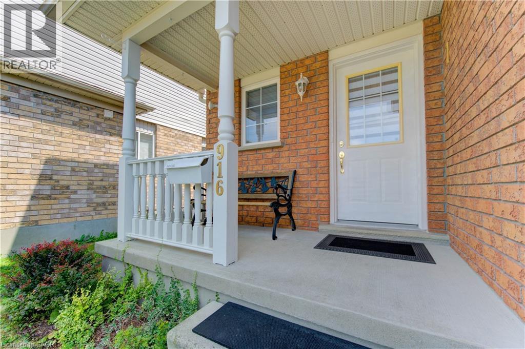 












916 VERONICA Court

,
Kitchener,




Ontario
N2A4G4

