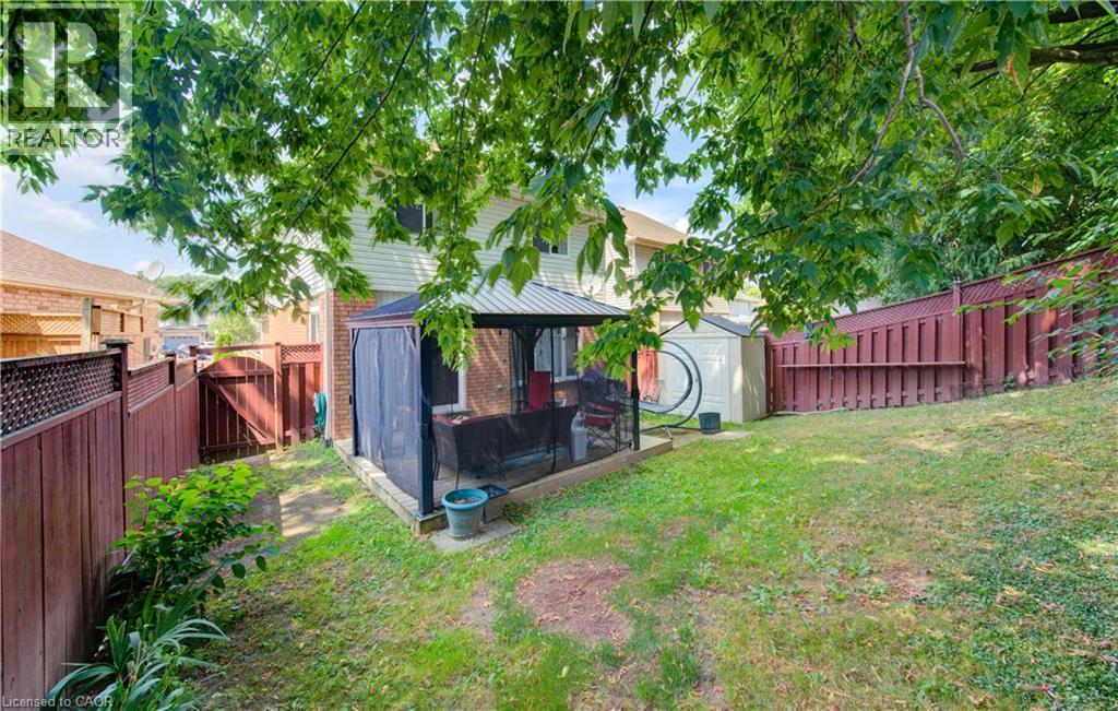 












916 VERONICA Court

,
Kitchener,




Ontario
N2A4G4

