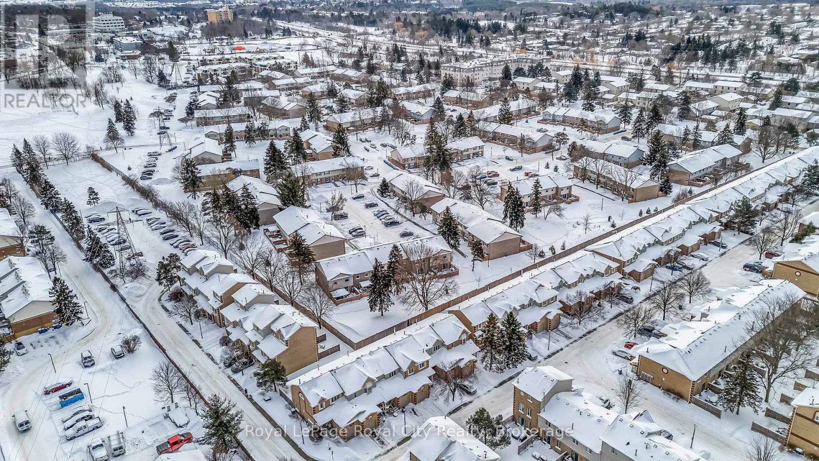 












44 - 302 COLLEGE AVENUE W

,
Guelph (Dovercliffe Park/Old University),




Ontario
N1G4T6

