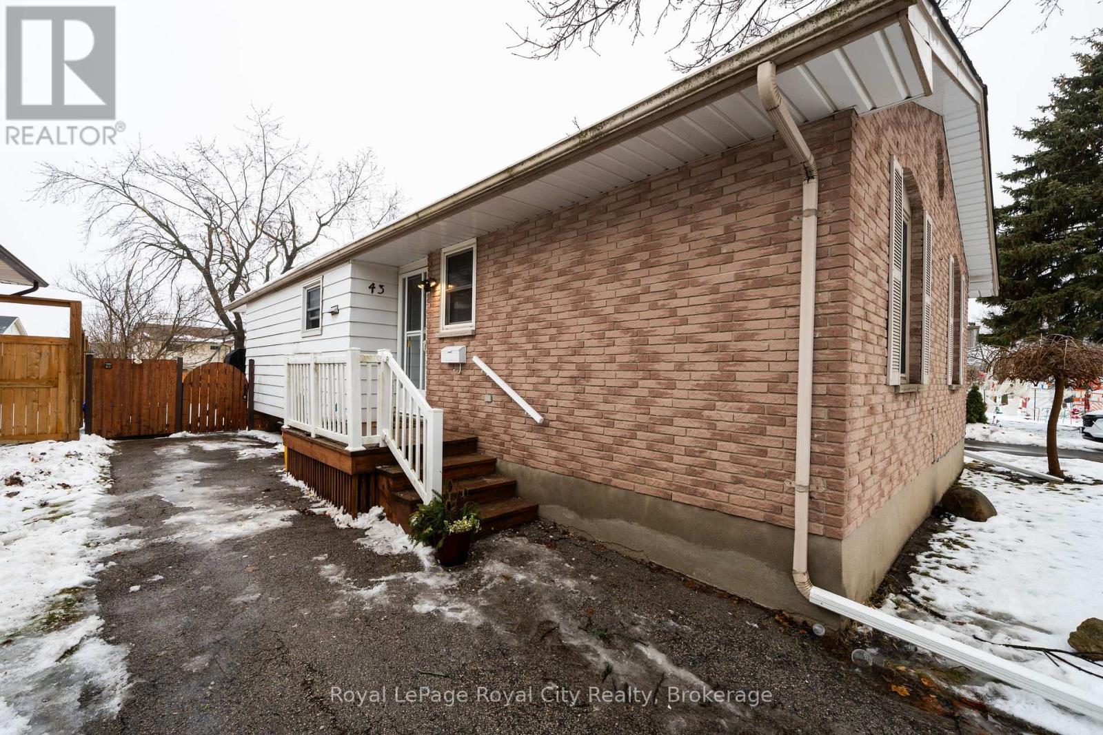 












43 PATIENCE CRESCENT

,
London South (South X),




Ontario
N6E2K7

