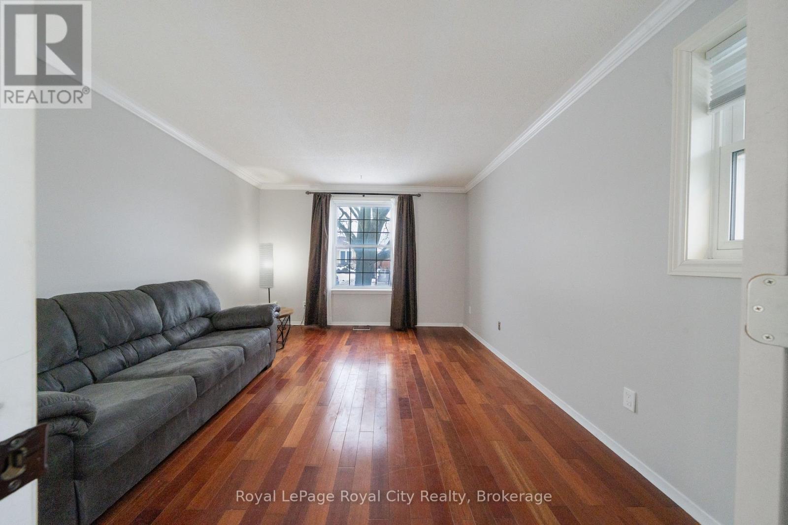 












43 PATIENCE CRESCENT

,
London South (South X),




Ontario
N6E2K7

