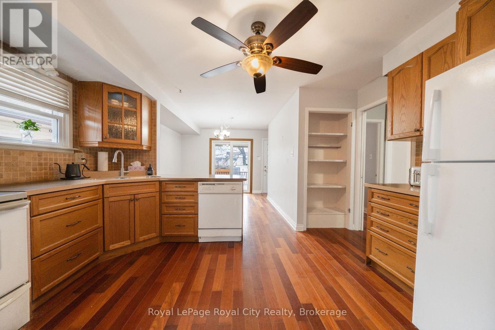 












43 PATIENCE CRESCENT

,
London South (South X),




Ontario
N6E2K7

