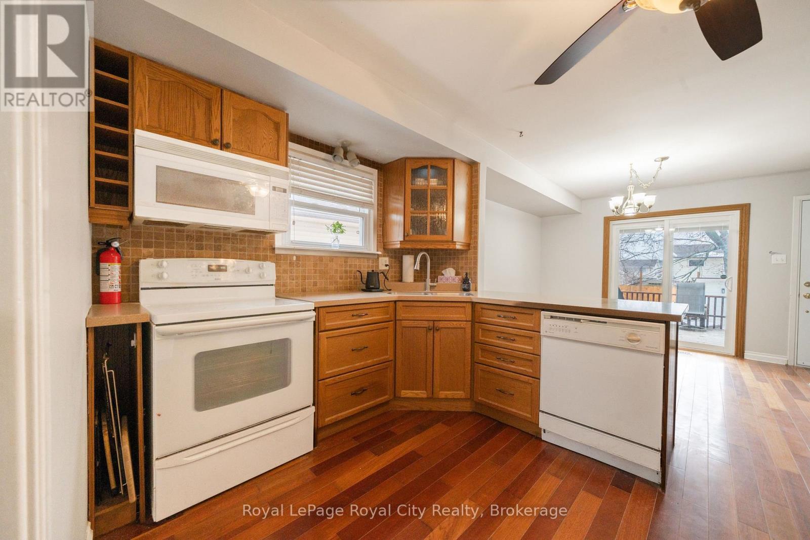 












43 PATIENCE CRESCENT

,
London South (South X),




Ontario
N6E2K7

