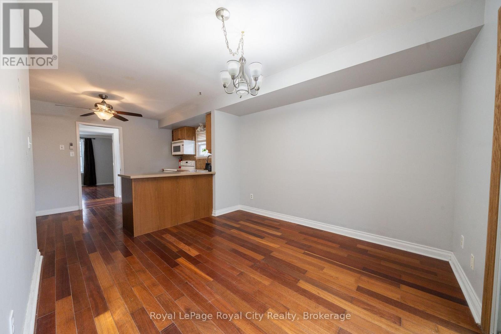 












43 PATIENCE CRESCENT

,
London South (South X),




Ontario
N6E2K7

