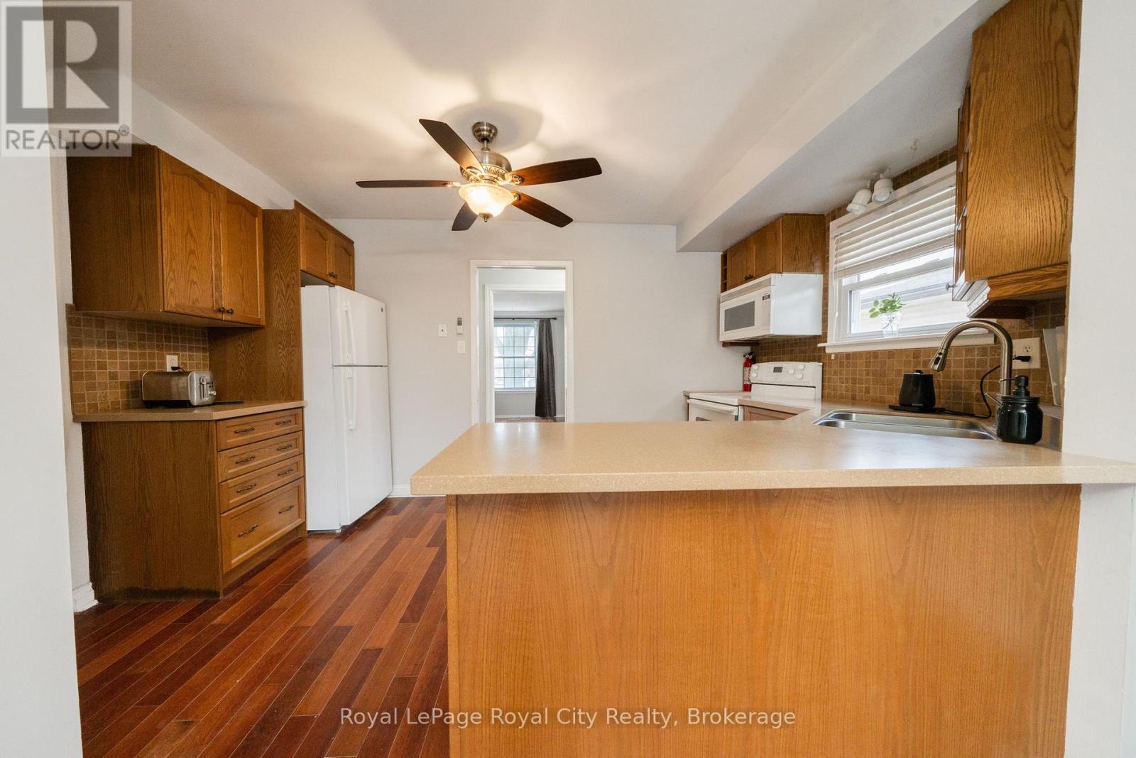 












43 PATIENCE CRESCENT

,
London South (South X),




Ontario
N6E2K7

