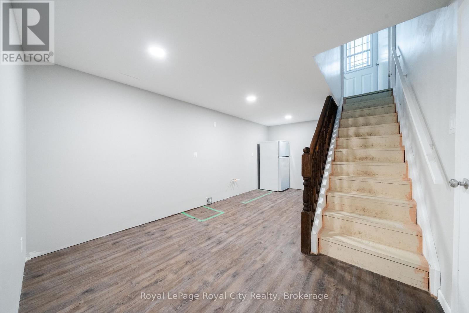 












43 PATIENCE CRESCENT

,
London South (South X),




Ontario
N6E2K7

