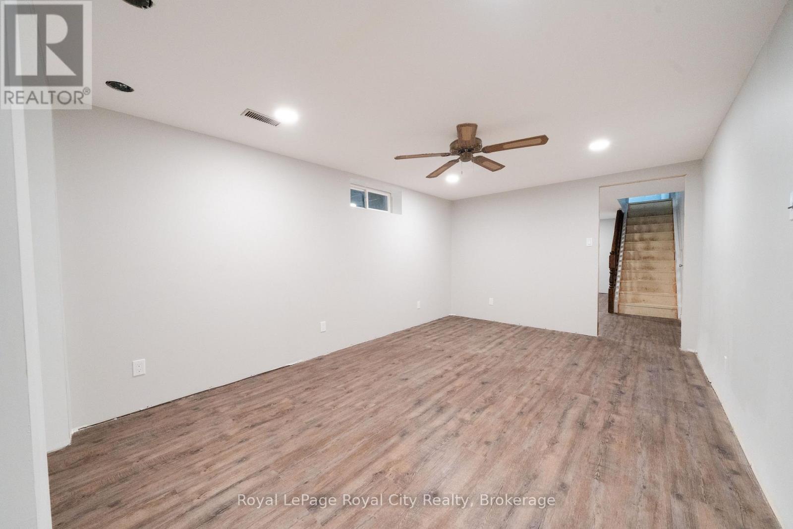 












43 PATIENCE CRESCENT

,
London South (South X),




Ontario
N6E2K7

