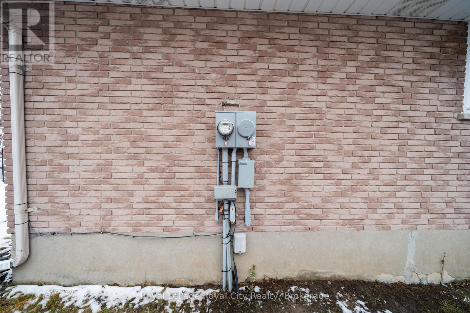 












43 PATIENCE CRESCENT

,
London South (South X),




Ontario
N6E2K7

