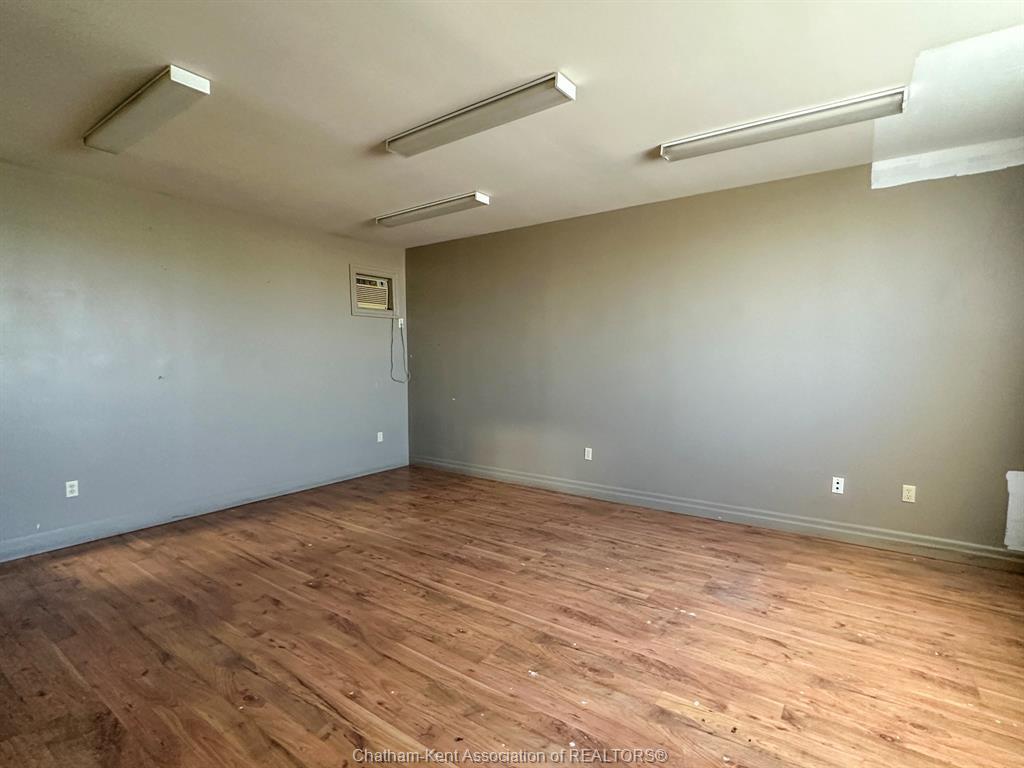 









34


Story

Street,
Blenheim,




ON
N0P 1A0

