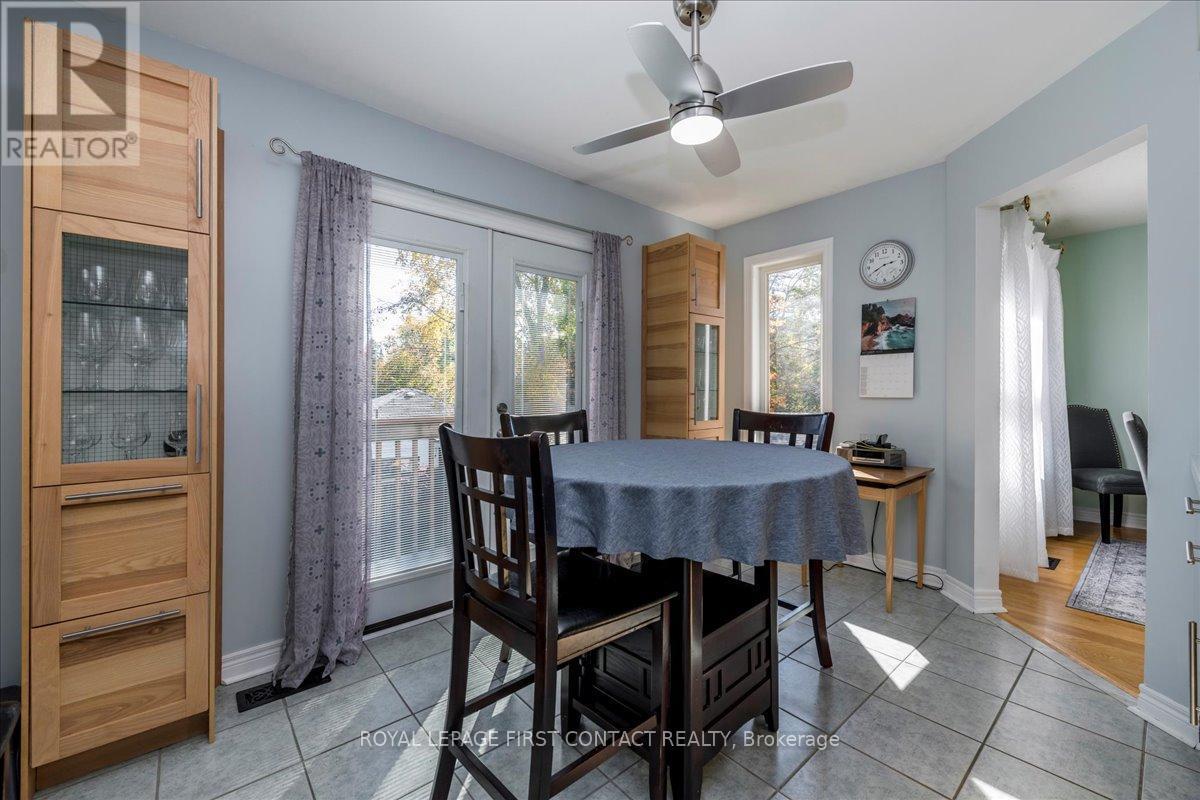 












701 HAPPY VALE DRIVE

,
Innisfil,




Ontario
L9S2E6

