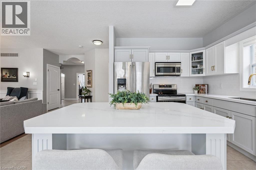 












73 AMSTERDAM Crescent

,
Guelph,




Ontario
N1L1T5

