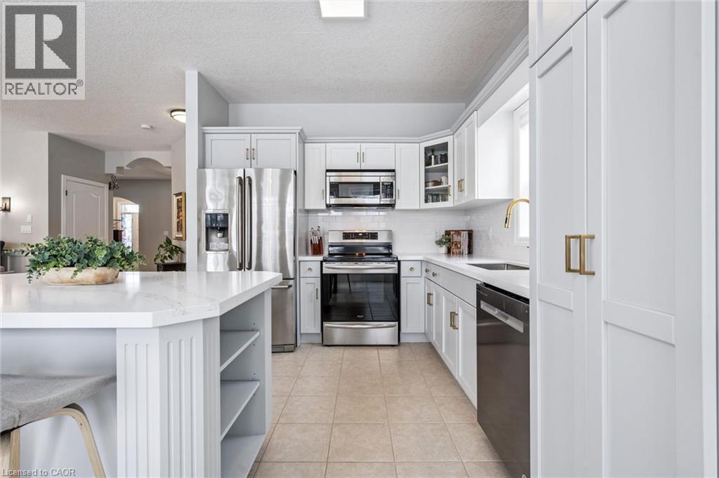 












73 AMSTERDAM Crescent

,
Guelph,




Ontario
N1L1T5

