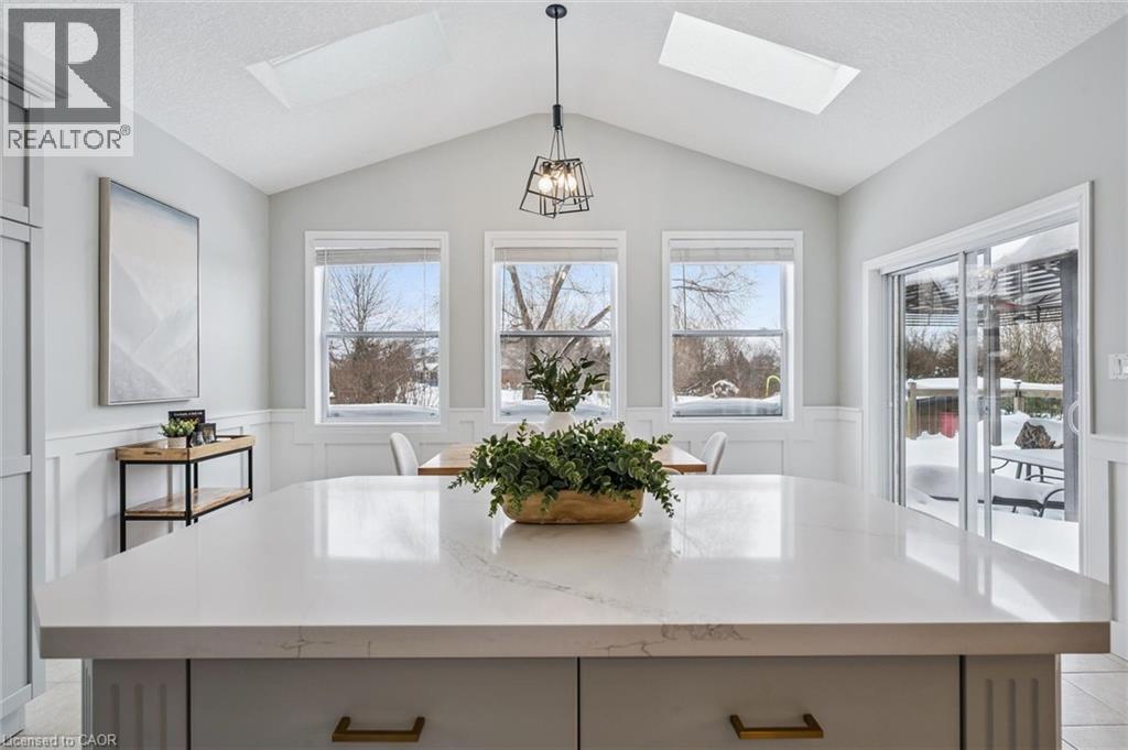 












73 AMSTERDAM Crescent

,
Guelph,




Ontario
N1L1T5

