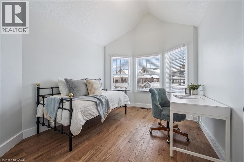 












73 AMSTERDAM Crescent

,
Guelph,




Ontario
N1L1T5

