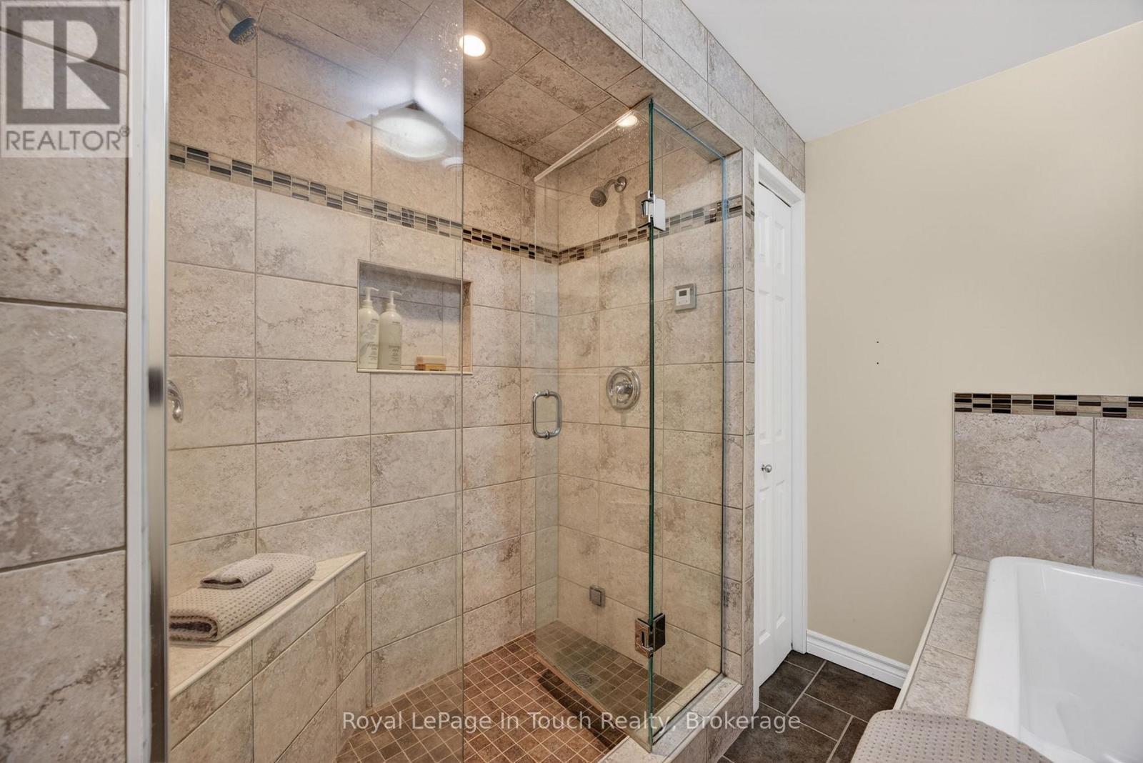 












39 ST. LAURENT BOULEVARD

,
Tiny,




Ontario
L9M1R3

