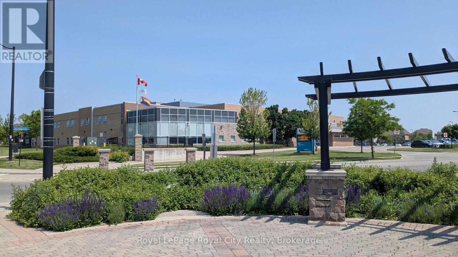 












39 DALMENY DRIVE

,
Brampton (Credit Valley),




Ontario
L6X2Y4

