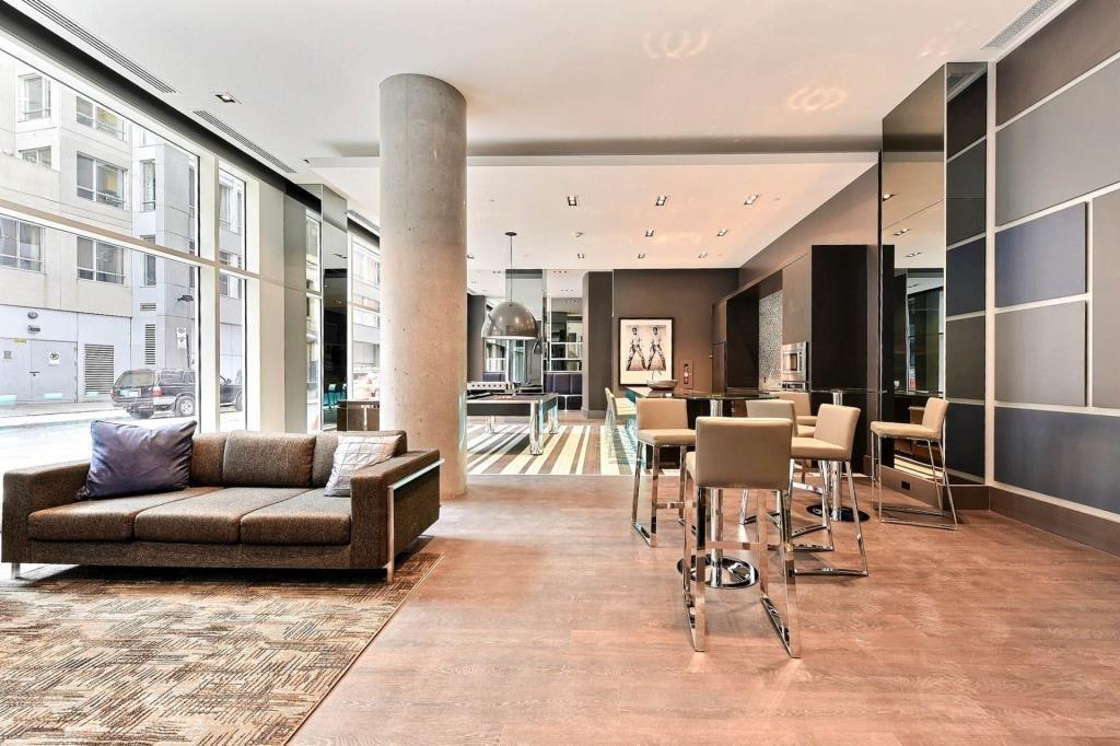 









405


Rue de la Concorde

, 511,
Montréal (Ville-Marie),




QC
H3A1J3

