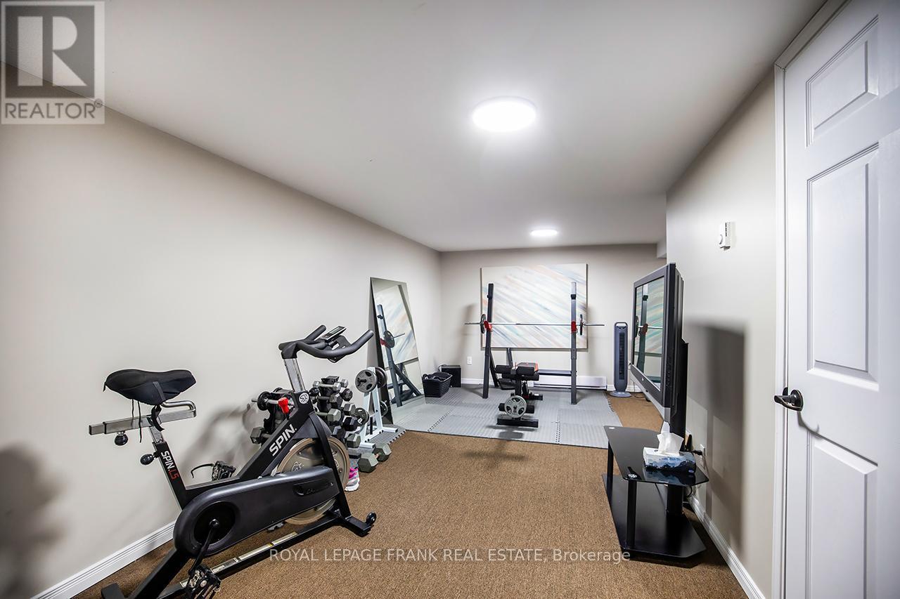 












9 - 433 MAY STREET

,
Brock (Beaverton),




Ontario
L0K1A0

