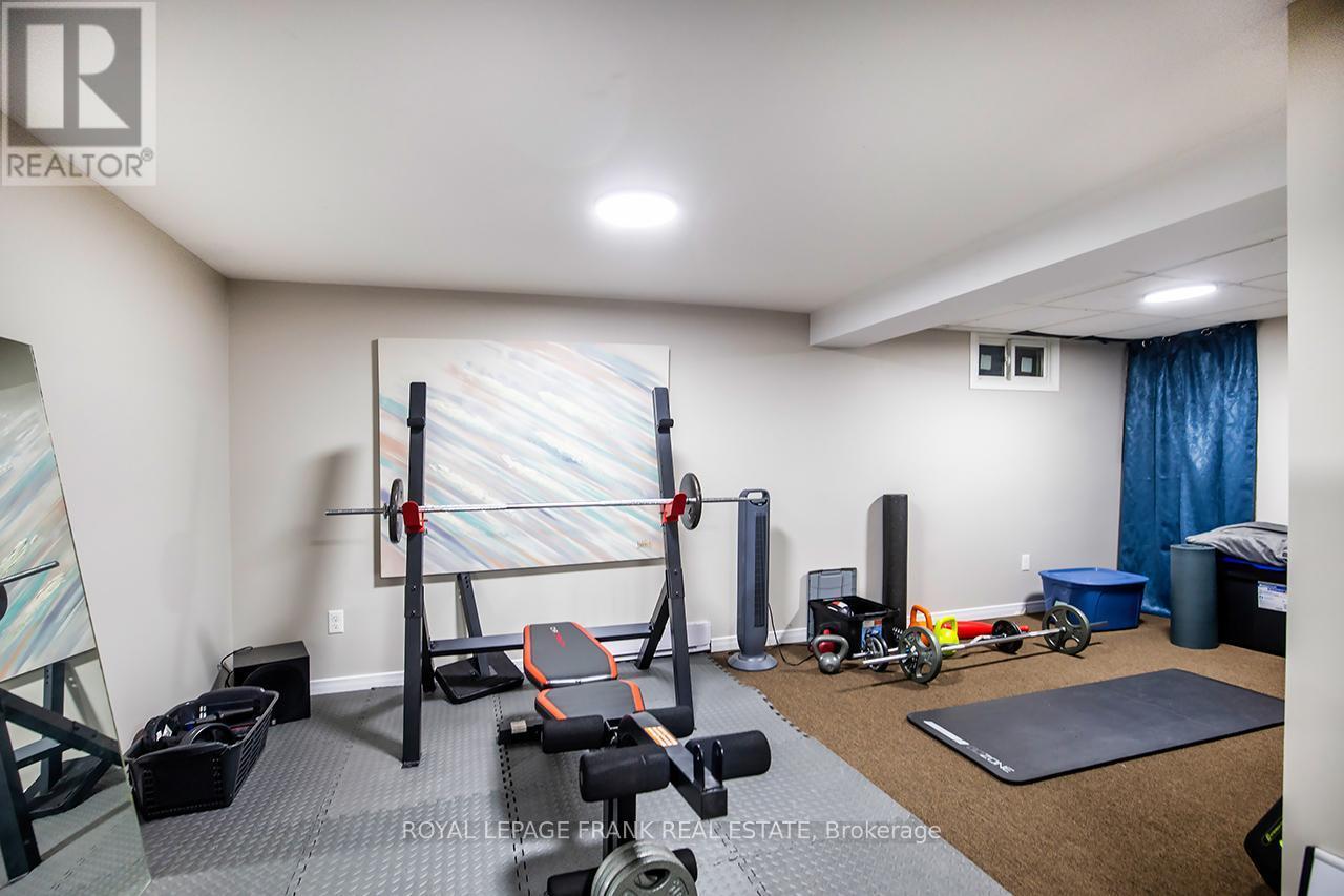 












9 - 433 MAY STREET

,
Brock (Beaverton),




Ontario
L0K1A0

