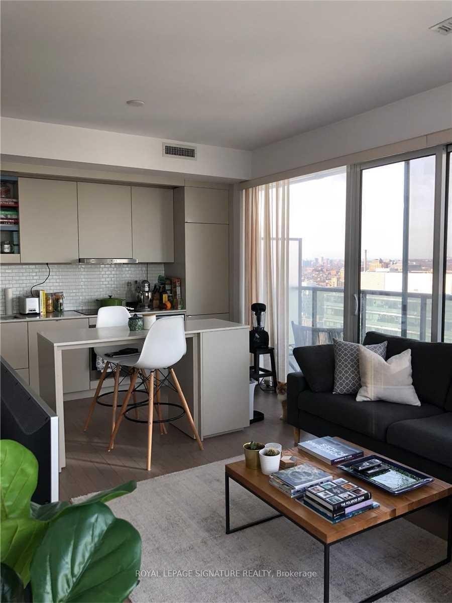 









101


Peter

Street, 2503,
Toronto,




ON
M5V 0G6

