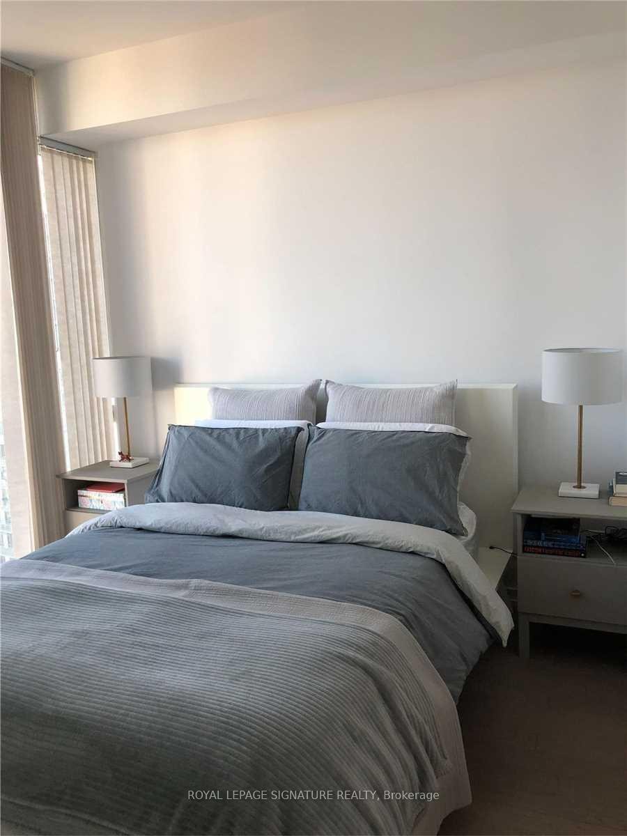 









101


Peter

Street, 2503,
Toronto,




ON
M5V 0G6

