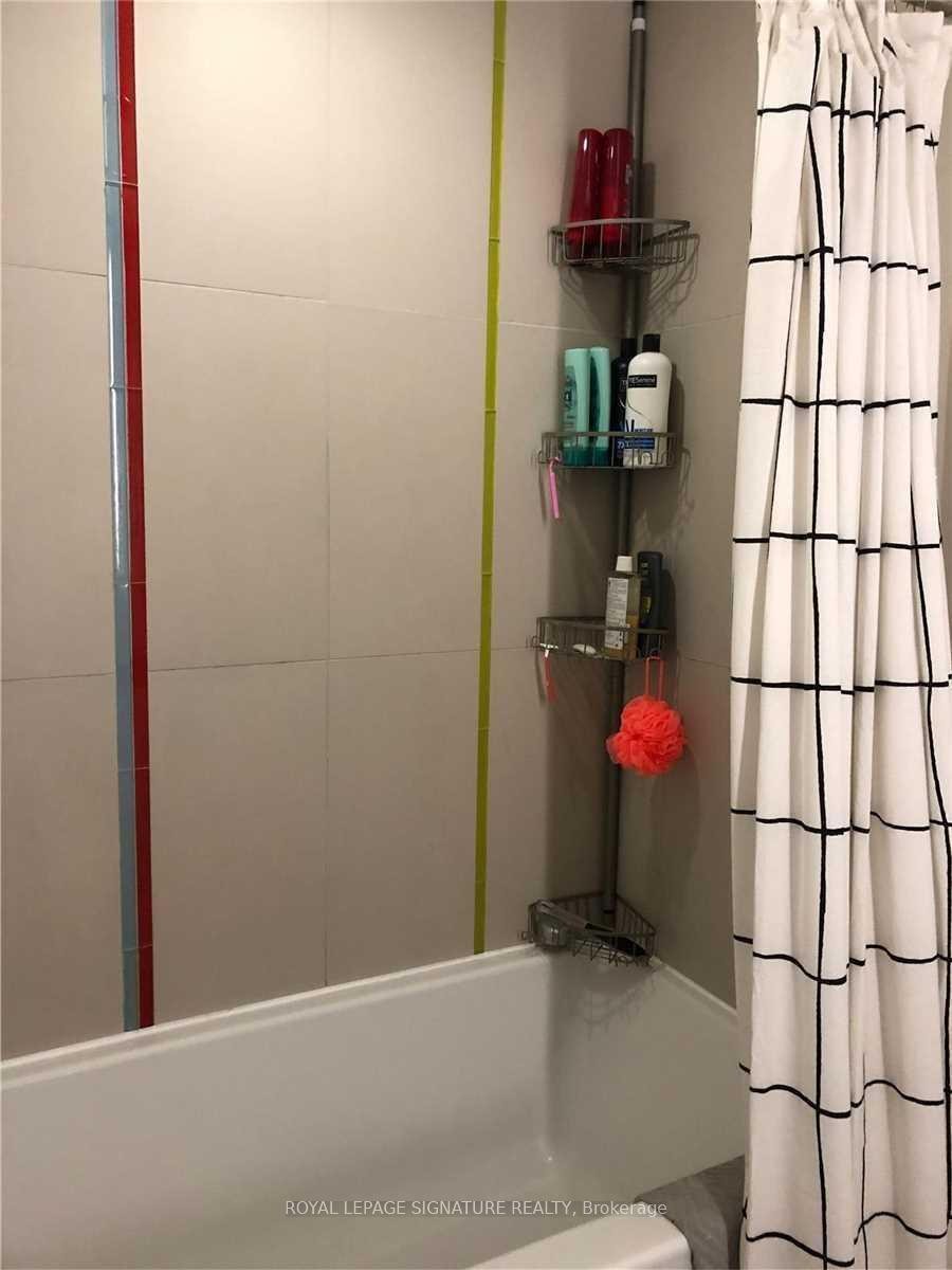 









101


Peter

Street, 2503,
Toronto,




ON
M5V 0G6

