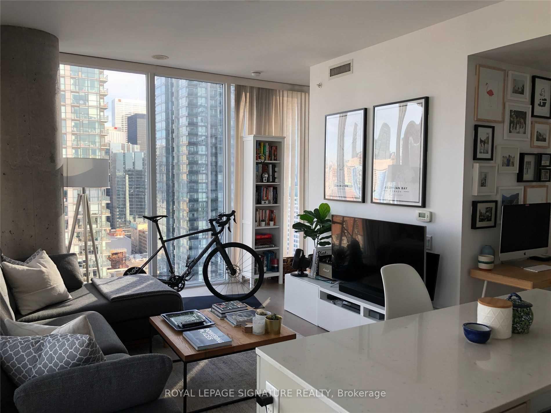 









101


Peter

Street, 2503,
Toronto,




ON
M5V 0G6

