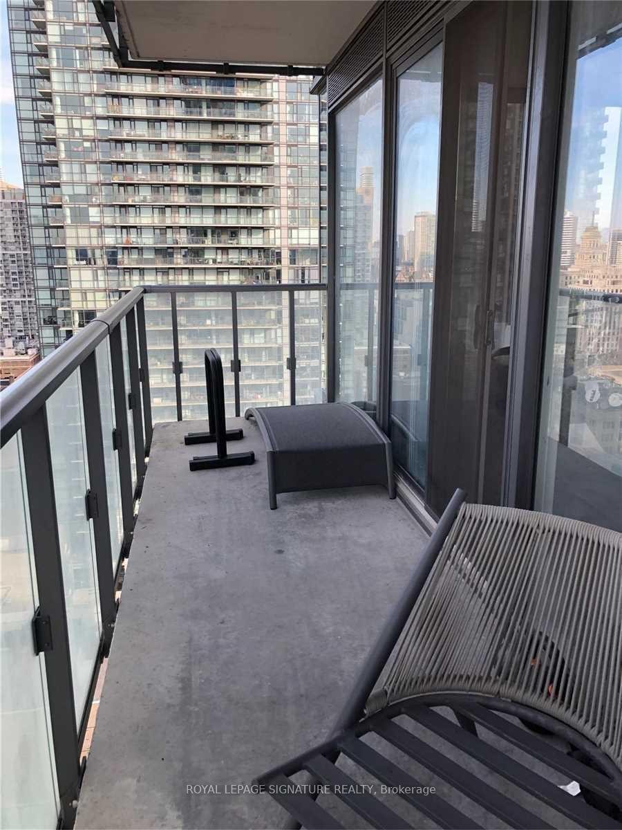 









101


Peter

Street, 2503,
Toronto,




ON
M5V 0G6

