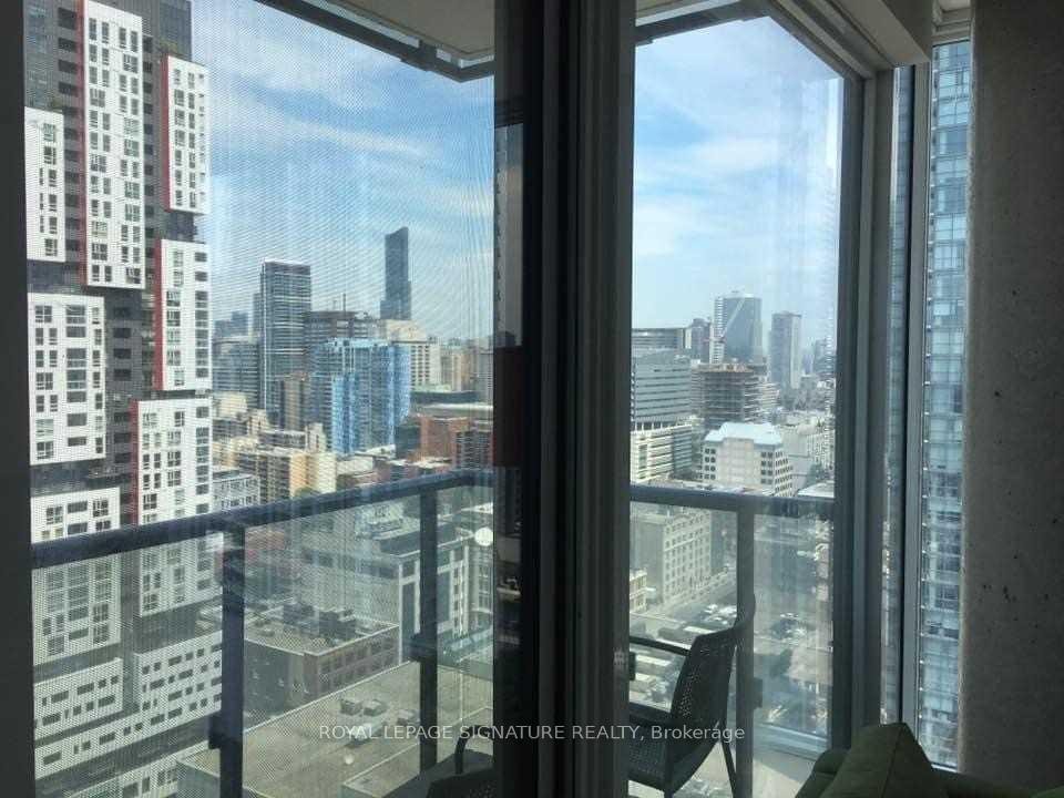 









101


Peter

Street, 2503,
Toronto,




ON
M5V 0G6

